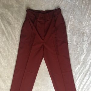 Burgundy high waisted dress pants!